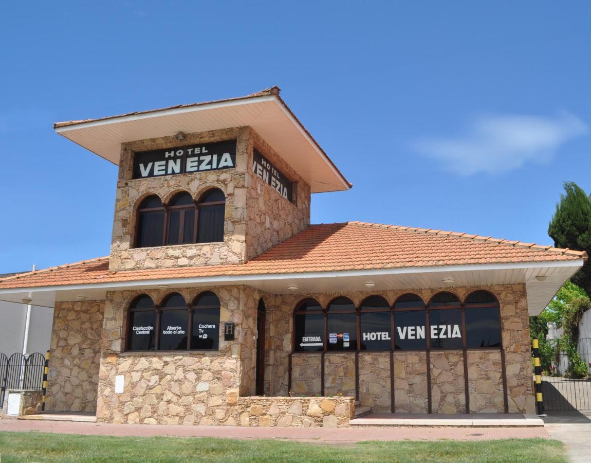 Hotel Venezia Necochea Exterior foto